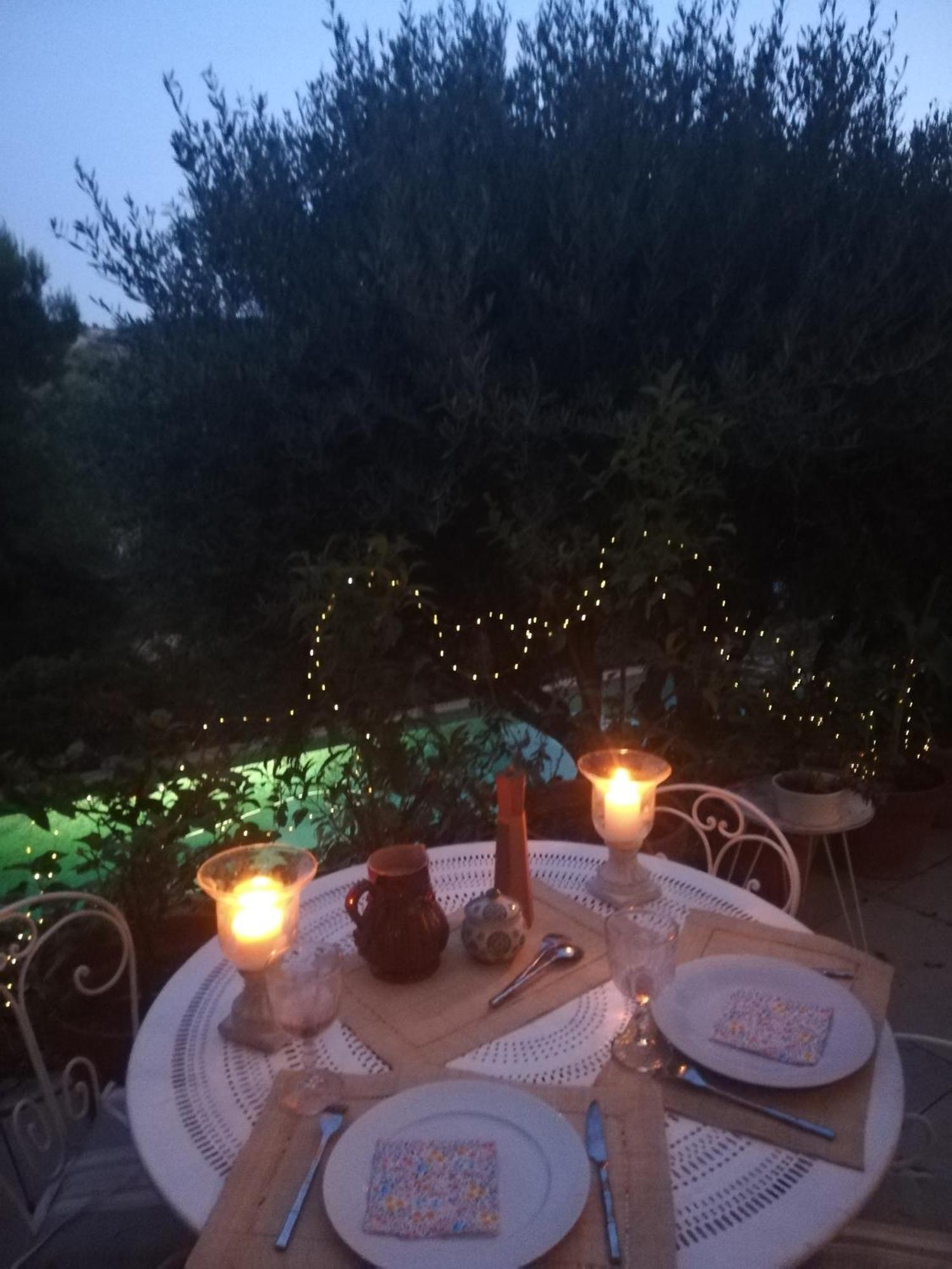Chambre Lumineuse, Calme Absolu Allauch Exteriör bild